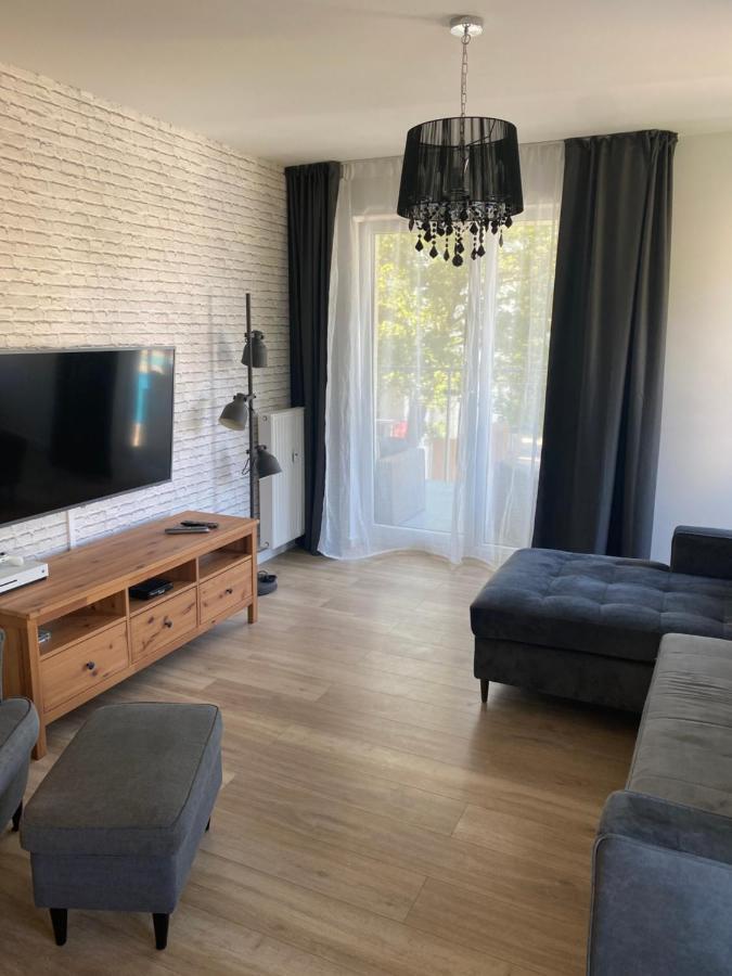 Apartament Paris Kolobrzeg Exterior photo