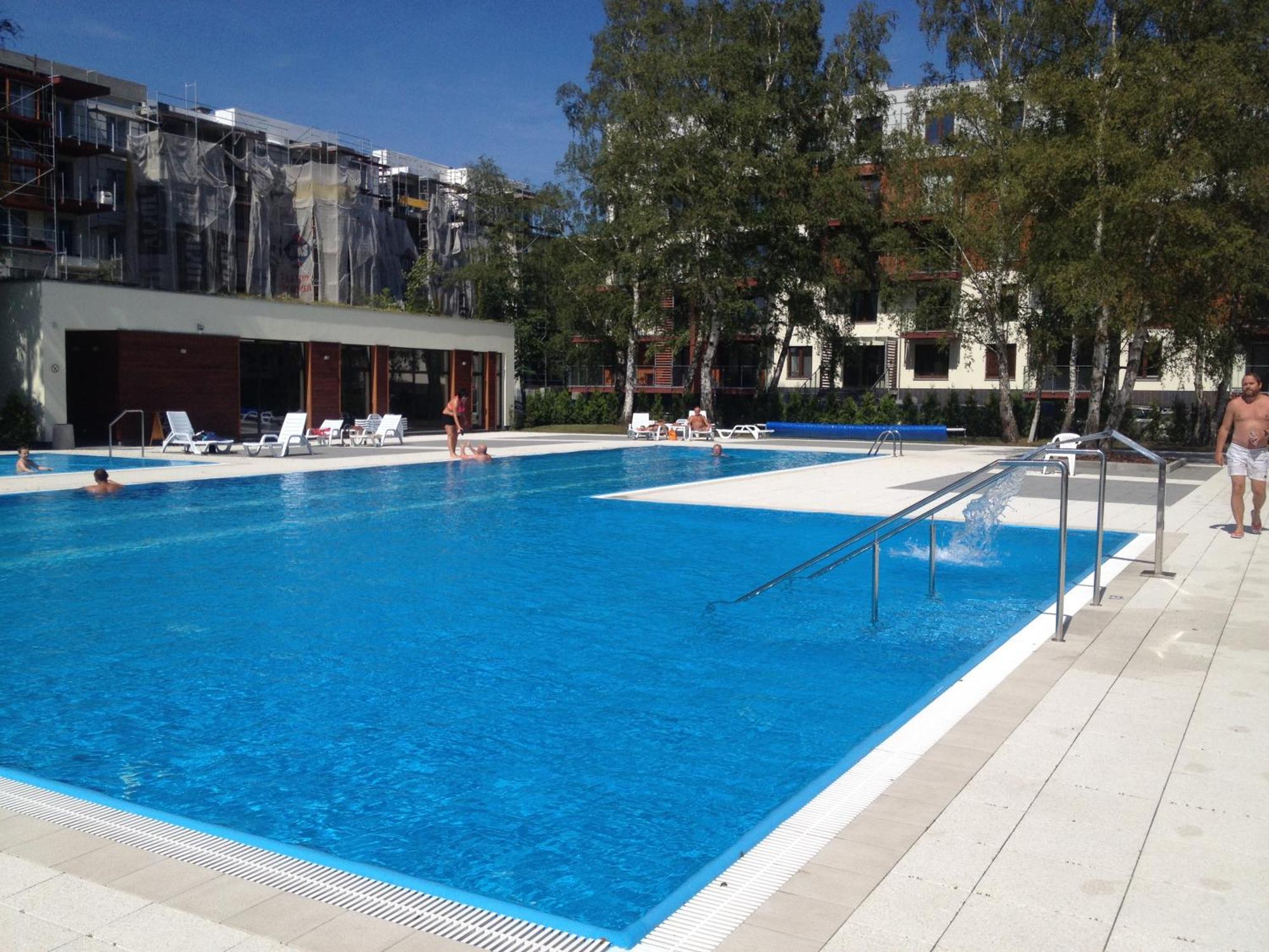 Apartament Paris Kolobrzeg Exterior photo