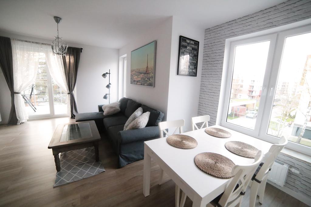 Apartament Paris Kolobrzeg Exterior photo