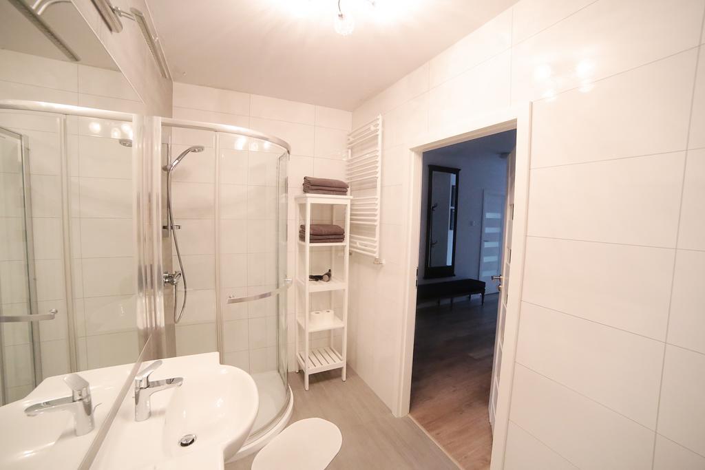 Apartament Paris Kolobrzeg Exterior photo